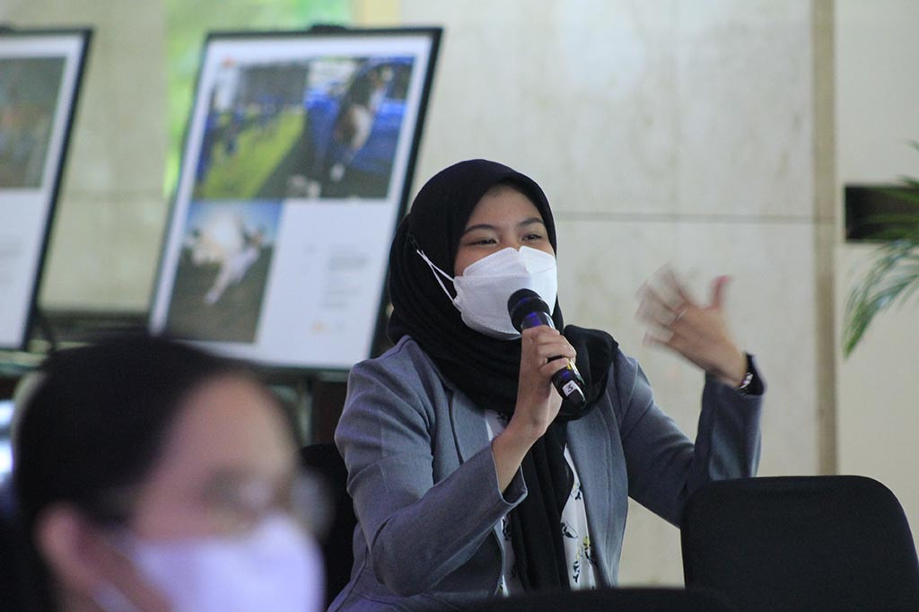 Diskusi fotografi ini dihadiri oleh sejumlah mahasiswa dan juga masyarakat umum. Sesi tanya jawab juga dilakukan dalam acara tersebut.