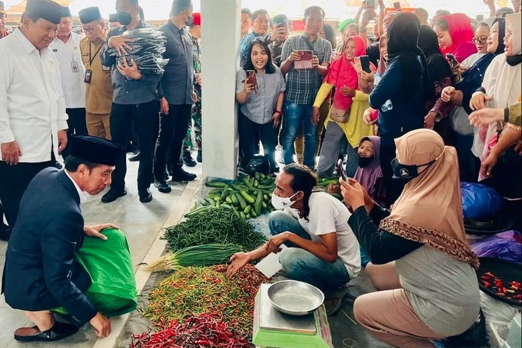 Presiden berharap Tabalong dapat berkembang seiring dengan perpindahan ibu kota ke IKN Nusantara di Kalimantan Timur.