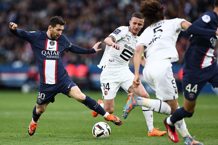 Paris Saint-Germain menelan kekalahan 0-2 saat menjamu Rennes dalam pertandingan pekan ke-28 Liga Prancis di Parc des Princes pada Senin, 20 Maret 2023 dini hari WIB.