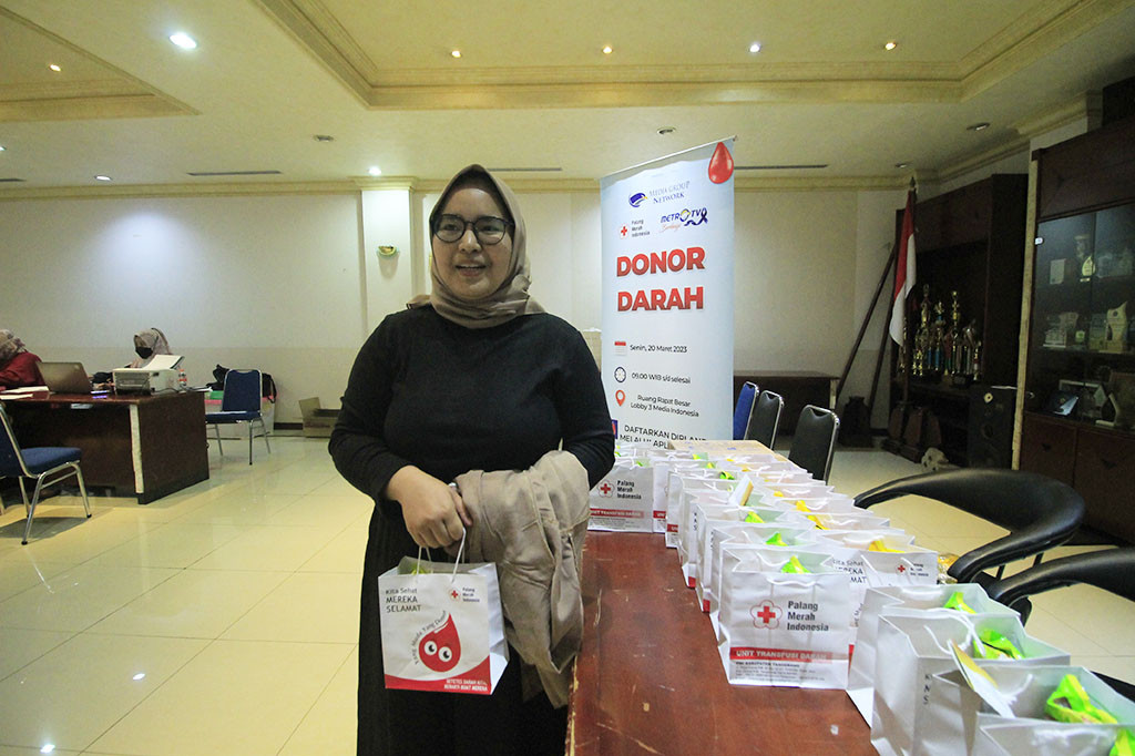 Sheyla Putri, salah satu peserta yang merupakan karyawan MGN memberikan tanggapan positif usai mengikuti kegiatan donor darah tersebut. 