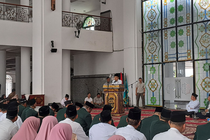 Jusuf Kalla meminta kepada seluruh pengurus masjid di Sumsel untuk tidak menjadikan mimbar masjid sebagai ajang berpolitik para politisi. 