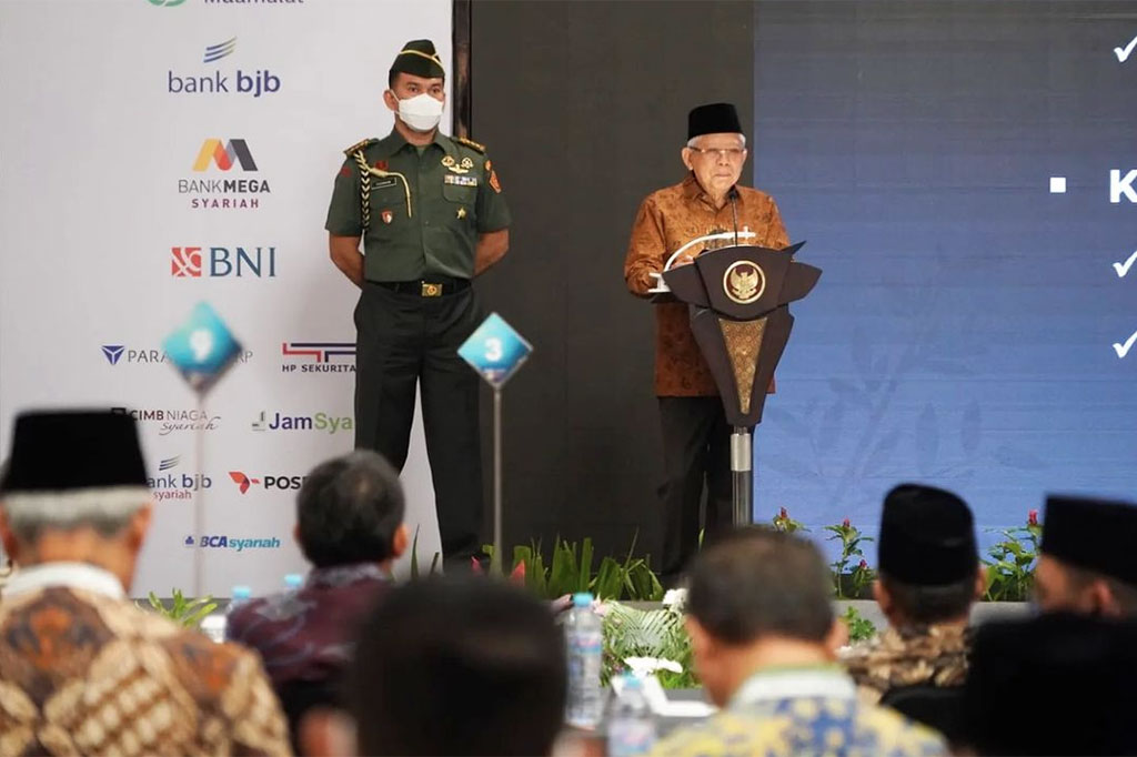 Wakil Presiden Ma'ruf Amin mengatakan seluruh komponen ekosistem zakat perlu diorkestrasi agar perannya semakin selaras dan saling mendukung dalam mengoptimalkan zakat. 