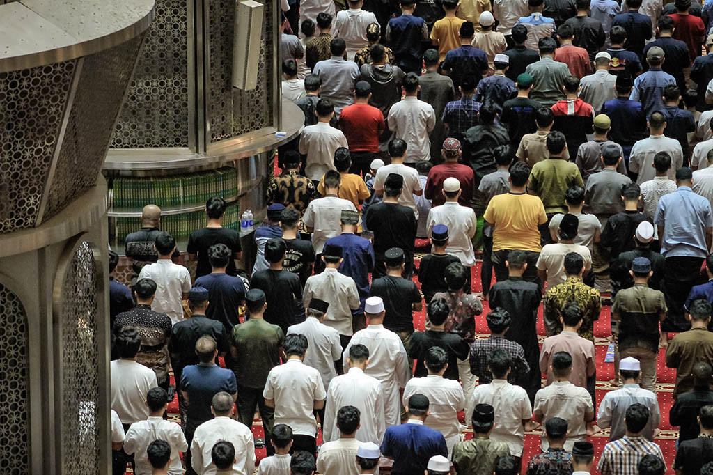 Selama Ramadan 2023, Masjid Istiqlal menyediakan fasilitas wudu untuk laki-laki dan perempuan, karpet ibadah, ambulans, dan ruang kesehatan. Fasilitas diberikan ke jemaah yang ingin ibadah, khususnya salat fardu.
