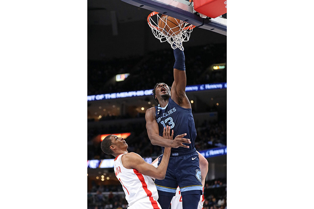 Sementara Jaren Jackson Jr mencetak poin tertinggi dalam musim ini yakni 37 poin, sekaligus mencatat dwiganda dengan torehan 10 rebound. Jackson telah mencetak setidaknya 25 poin dalam lima pertandingan berturut-turut.