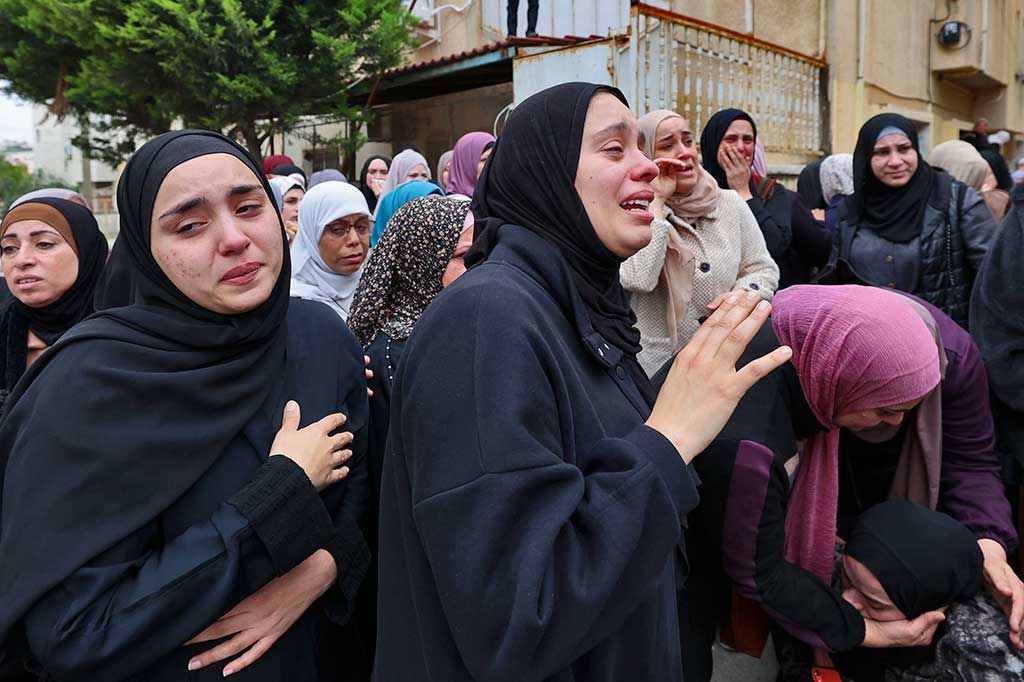 Pembunuhan itu adalah kematian pertama dalam konflik Israel-Palestina selama bulan suci Ramadan, yang dimulai Kamis.