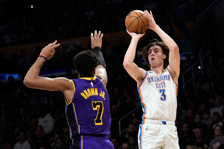 Poin tertinggi untuk Thunder dicetak oleh Josh Giddey dengan 27 poin, 17 rebound, dan tujuh assist. Shai Gilgeous-Alexander juga mencetak 27 poin, lima rebound, dan delapan assist.