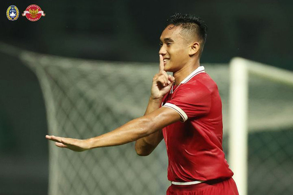 Menjelang turun minum, yakni pada menit ke-44, gawang Burundi bergetar untuk ketiga kalinya. Kiper Burundi Fabien gagal mengamankan umpan silang dengan sempurna, bola kemudian mengarah ke Rizky Ridho yang dengan mudah memasukkannya ke gawang tim tamu sekaligus menjadi gol penutup babak pertama.