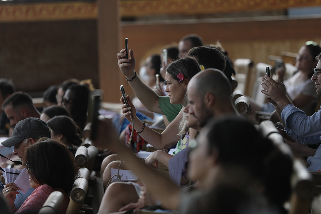 Menjadi salah satu daya tarik tersendiri bagi wisatawan asing maupun domestik yang berkunjung ke Bali.