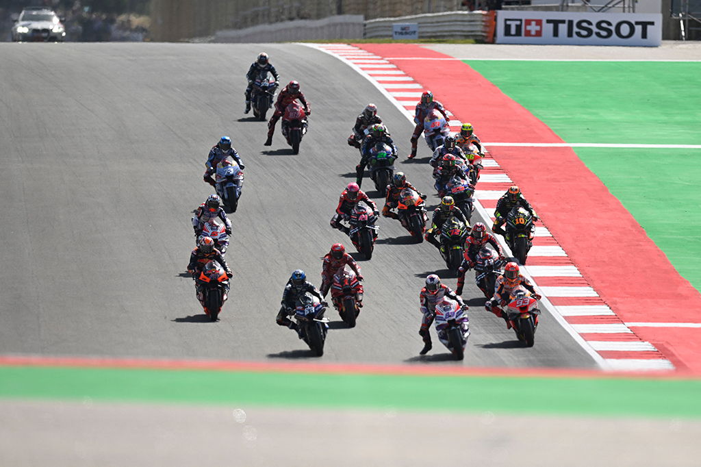 Persaingan untuk memperebutkan posisi tiga cukup menantang bagi pembalap muda itu, karena ia berhadapan dengan para rival lainnya seperti Alex Marquez (Gressini Racing), Jack Miller (KTM Red Bull), dan Brad Binder (KTM Red Bull).