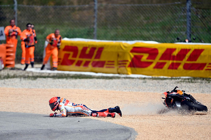 Steward FIM MotoGP telah memberlakukan penalti double long-lap untuk Marquez di balapan putaran kedua di Argentina nanti, karena sang pebalap dianggap "berkendara dengan tidak bertanggung jawab yang masuk di pelanggaran Pasal 1.21.2 dalam regulasi FIM.