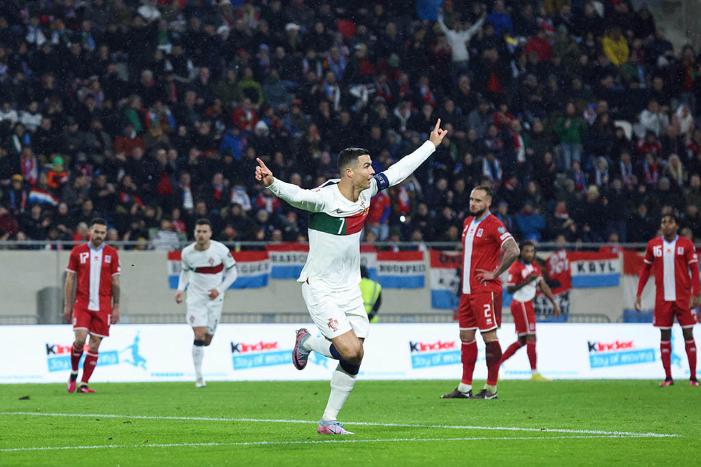 Pesta gol terjadi saat tim nasional (timnas) Portugal membantai Luksemburg 6-0 dalam lanjutan Grup J Kualifikasi Piala Eropa (Euro) 2024 di di Stade de Luksemburg pada Senin, 27 Maret 2023 dini hari WIB.