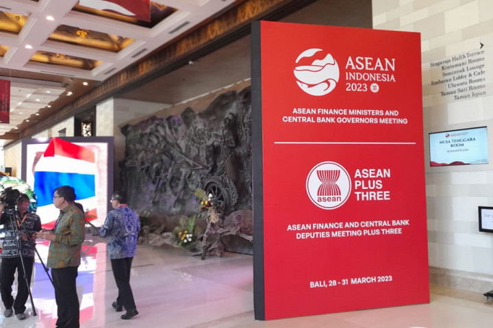 Di hari pertama, Selasa, acara akan membahas perkembangan digital payment di tingkat ASEAN. Pembahasan melibatkan startup dan bank sentral filipina serta perkembangan transaksi melalui QRIS. 