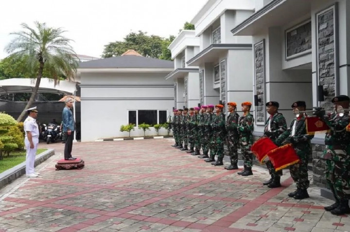 Panglima TNI Laksamana Yudo Margono menerima kunjungan kehomatan Y.M. Sung Yong Kim Duta Besar Amerika Serikat untuk Indonesia dalam rangka membicarakan beragam isu strategis yang menjadi kepentingan bersama, selain itu juga membahas mengenai kerja sama militer kedua negara baik di bidang latihan maupun pendidikan sehingga bisa semakin kuat di masa mendatang, di Wisma Elang Laut, Menteng Jakarta Pusat, Senin, 27 Maret 2023.
