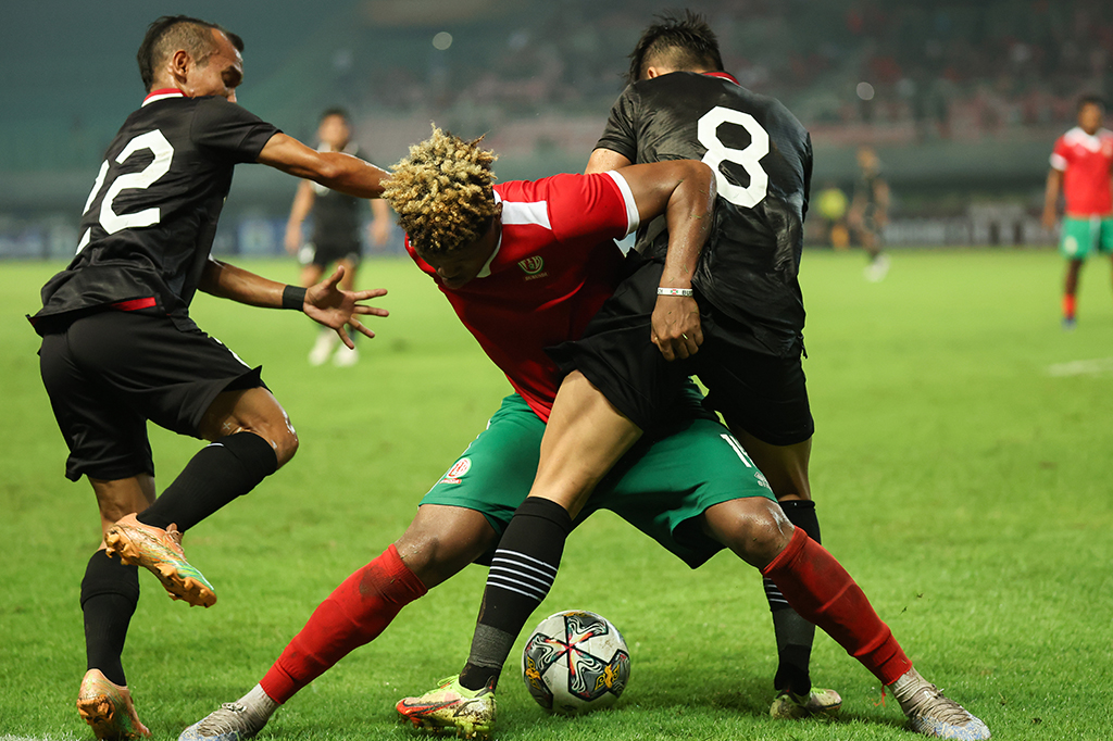 Burundi kemudian mampu menyamakan kedudukan pada menit ke-80 melalui gol pemain bintangnya Saido Berahino yang menyundul bola kiriman dari sisi kiri.