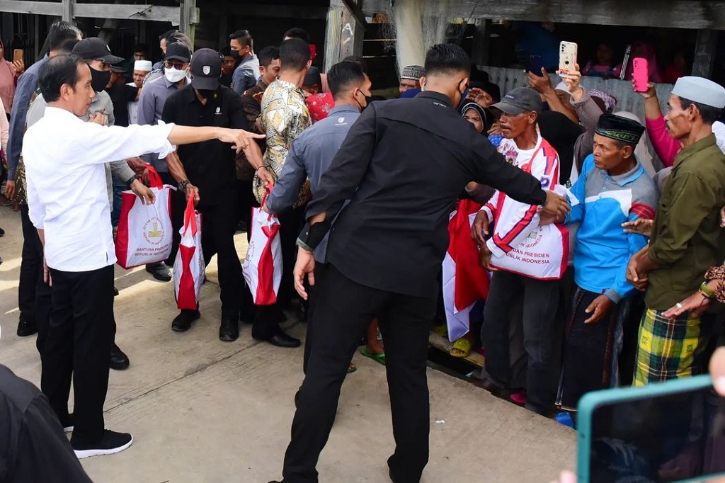 Presiden mengatakan cukup banyak aspirasi yang ditampung, dan berjanji akan segera mencarikan solusi.