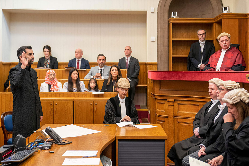 Tetapi setelah dia memenangi pemilu untuk menggantikan Nicola Sturgeon yang sudah lama menjabat pada Senin, kepemimpinannya sudah dipertanyakan setelah saingannya yang dikalahkan Kate Forbes menolak untuk bertugas di kabinetnya.