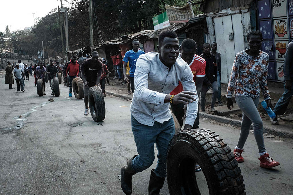 Kekerasan sporadis pecah di Kenya pada hari Kamis, 30 Maret 2023 hari ketiga demonstrasi oposisi untuk memprotes pemerintah dan tingginya biaya hidup.