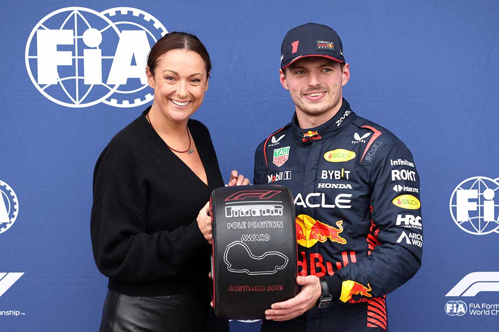 Max Verstappen (Red Bull) berhasil merebut pole pada sesi kualifikasi GP Australia di Sirkuit Albert Park, Sabtu, 1 April 2023. Verstappen mencatatkan waktu tercepat pada Q3 dengan 1 menit 16,732.