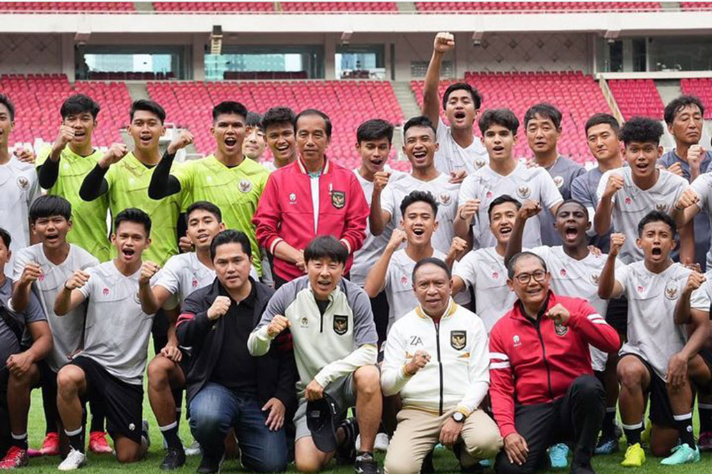 Kepala Negara meminta para pemain muda tim nasional U-20 Indonesia agar tidak patah semangat, karena kesempatan bagi mereka untuk meniti masa depan masih panjang. Pada bidang olahraga, kata Jokowi, masih terdapat berbagai kejuaraan seperti SEA Games, Asian Games, Piala AFF, atau Olimpiade.
