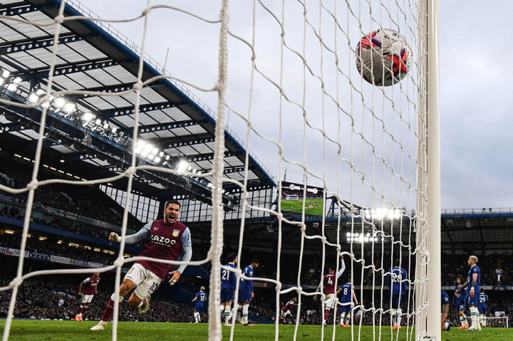 Chelsea kebobolan lagi pada menit ke-56. Mendapatkan umpan datar dari Jacob Ramsey, McGinn melepaskan tembakan keras dari luar kotak penalti yang gagal dihalau oleh Kepa. Aston Villa unggul 2-0 atas Chelsea.