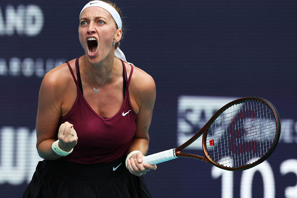 Partai final menyajikan pertarungan yang ketat. Kvitova yang lebih dominan mampu unggul 5-4 namun Rybakina segera membalas sehingga set pertama harus berakhir dengan tie-break.