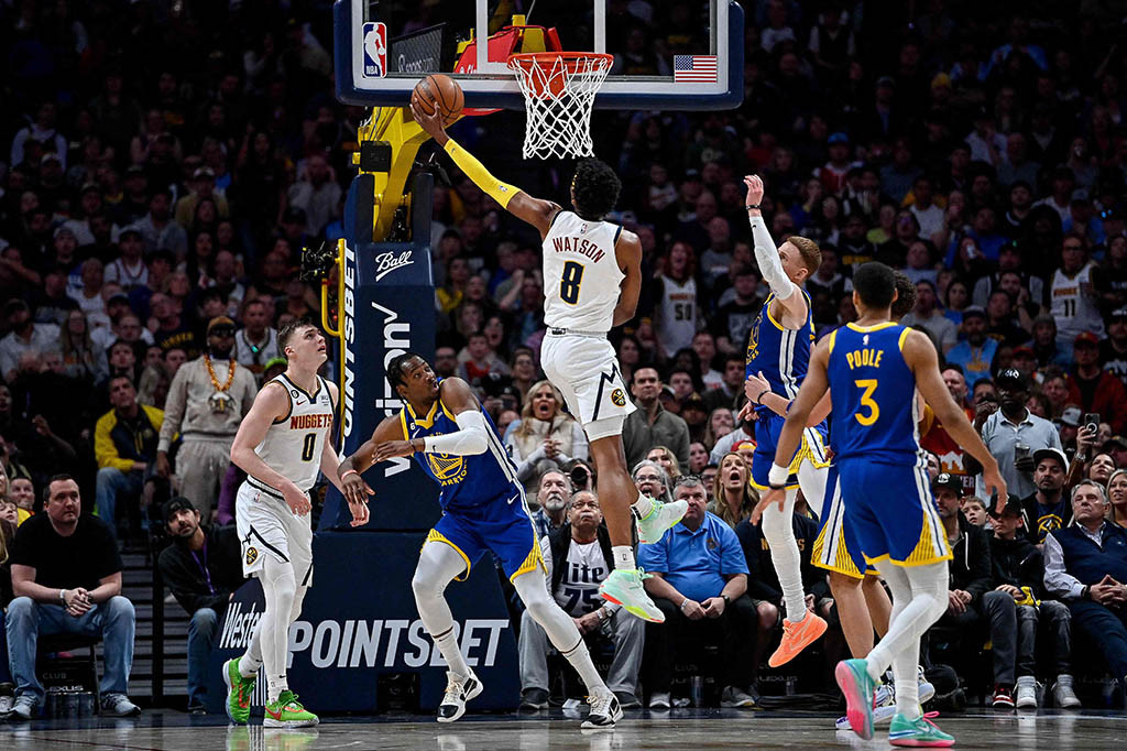 Jika itu terjadi, hal tersebut merupakan sejarah pertama kalinya Nuggets menempati posisi pertama pada babak play off NBA Wilayah Barat. Posisi pertama pada babak play off akan mendapatkan keuntungan yakni melawan
peringkat delapan klasemen yang sama.