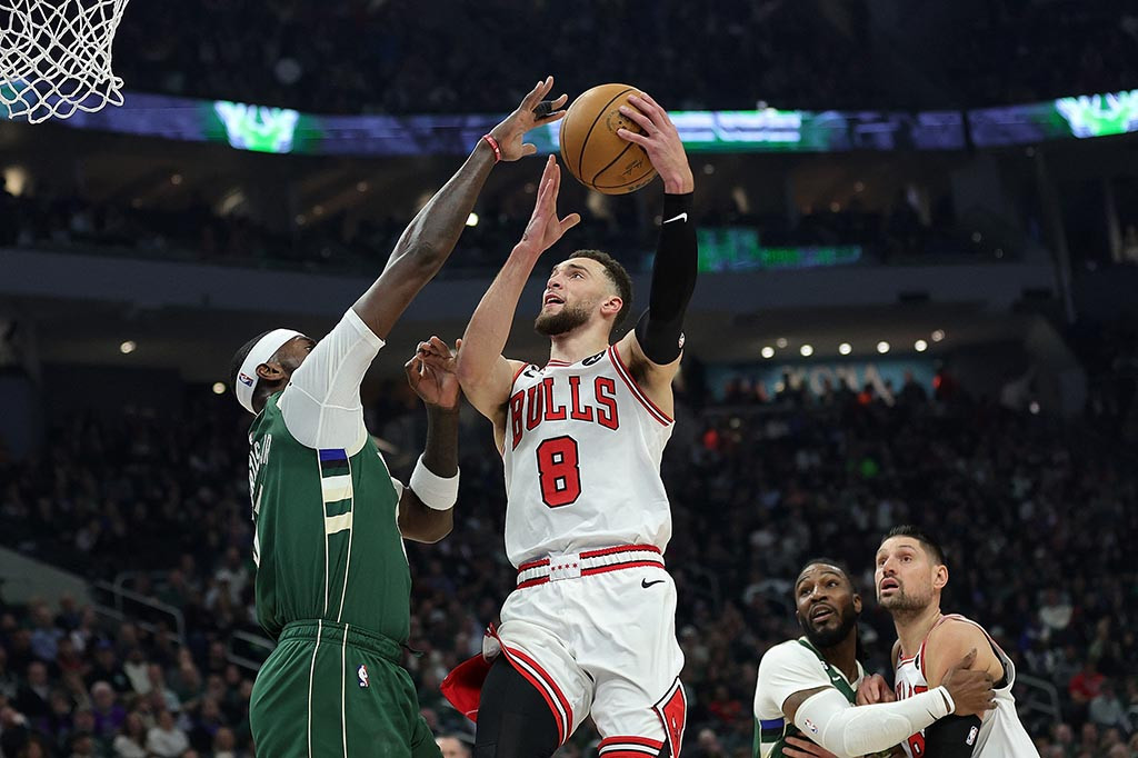 Bucks akan menghadapi tim posisi delapan di klasemen NBA Wilayah Timur pada babak play off yang akan digelar mulai 15 April.