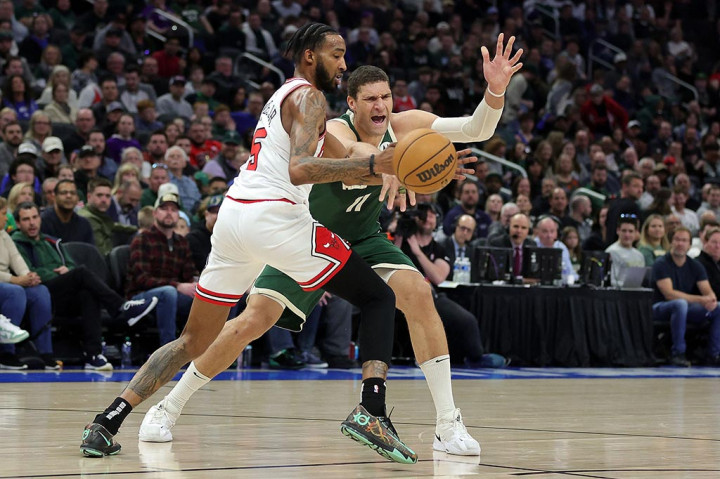 Meskipun kalah, Bulls tetap mengamankan posisinya dan memastikan tiket babak play in. Tim dari Chicago tersebut akan bersaing di babak play in dengan Toronto Raptors, Atlanta Hawks, dan salah satu di antara Brooklyn Nets atau Miami Heat. Keempat tim akan memperebutkan dua tiket babak play off.