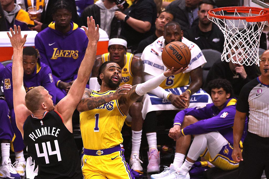 Selanjutnya, Lakers akan menjamu Phoenix Suns pada Sabtu, 8 April 2023 dan Clippers akan menjamu Portland Trail Blazers pada Minggu, 9 April 2023. 