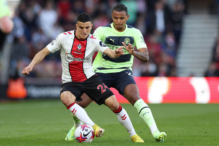 Southampton mampu memperkecil ketertinggalan menjadi 1-3 pada menit ke-72 usai umpan Moussa Djenepo dapat dikonversi menjadi gol oleh Sekou Mara.