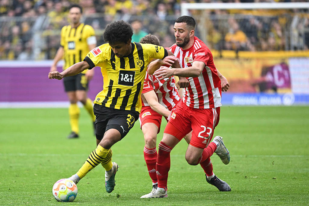 Borussia Dortmund menaklukkan Union Berlin dengan skor 2-1 pada pertandingan pekan ke-27 Liga Jerman di Stadion Signal Iduna Park, Dortmund, Sabtu, 8 April 2023 waktu setempat.
