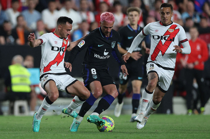 Atletico Madrid berhasil meraih tiga poin setelah menang tipis 2-1 atas Rayo Vallecano di Vallecas stadium, Madrid pada Senin, 10 April 2023 dini hari WIB.