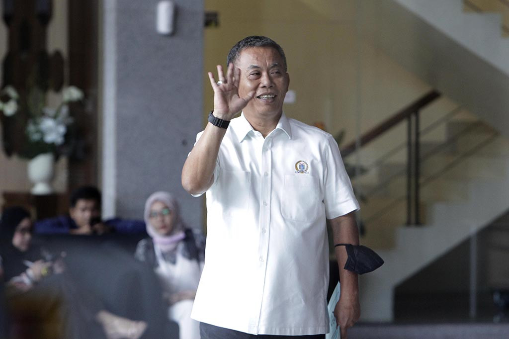 Meski demikian Prasetyo menyebut dirinya tidak banyak terlibat saat pembahasan anggaran pengadaan tanah tersebut.