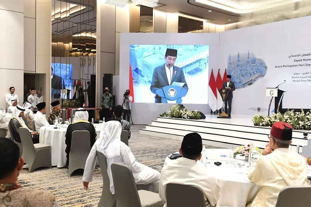 Dalam sambutannya pada peringatan Zayed Humanitarian Day, Presiden Jokowi mengatakan bahwa kemanusiaan dan solidaritas adalah modal besar dunia untuk menghadapi berbagai tantangan.