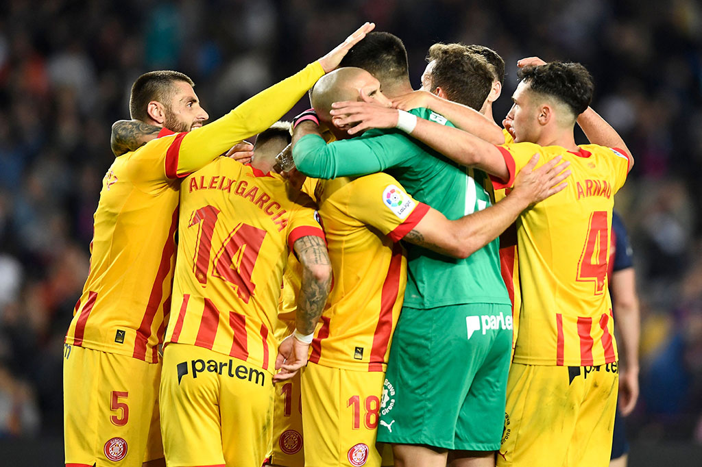 Barcelona masih kukuh di puncak klasemen La Liga dengan mengoleksi 72 poin dari 28 laga, unggul 13 poin dari Real Madrid di posisi kedua. Sementara itu, Girona menempati peringkat 11 dengan 35 poin.