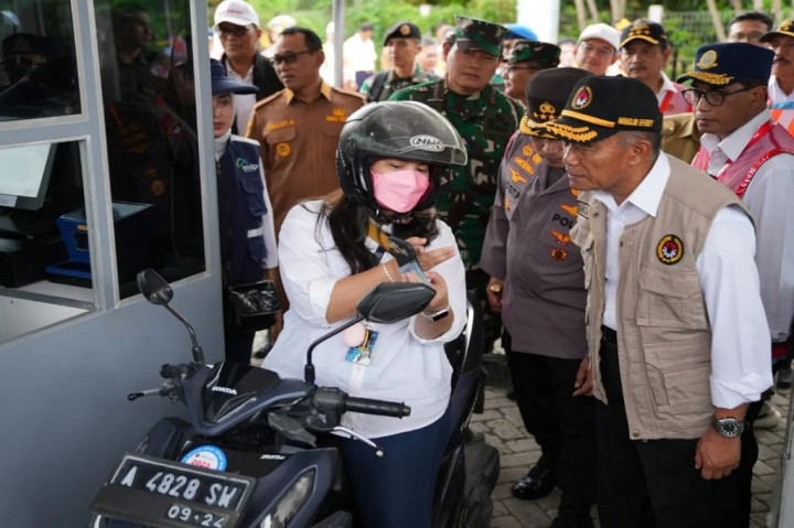 Sinergitas TNI-Polri dalam pelaksanaan arus mudik maupun arus balik Tahun 2023 ini menjadi salah satu faktor penentu sekaligus jaminan rasa aman bagi masyarakat.