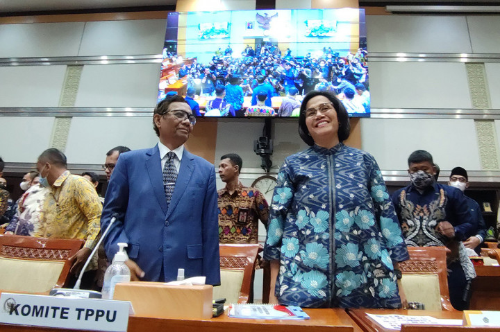 Keenam, Komite TPPU akan segera membentuk tim gabungan/satgas yang melakukan supervisi untuk menindaklanjuti keseluruhan LHA/LHP dengan nilai agregat sebesar Rp349.874.187.502.987,00 dan mendorong case building atau membangun kasus dari awal dengan memprioritaskan LHP yang bernilai paling besar karena telah menjadi perhatian masyarakat dimulai dengan LHP nilai agregat Rp189.273.872.395.172,00.