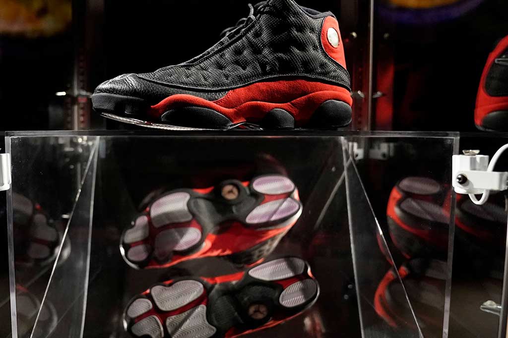 Final ditampilkan dalam film dokumenter ESPN/Netflix 2020 terkenal The Last Dance, tentang musim terakhir Jordan bersama Bulls.