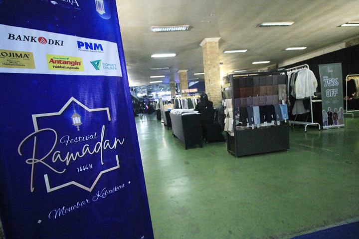 Suasana Festival Ramadan di Lobby 3 Media Indonesia, Kompleks Media Group, Kedoya, Jakarta Barat, Rabu 12 April 2023.