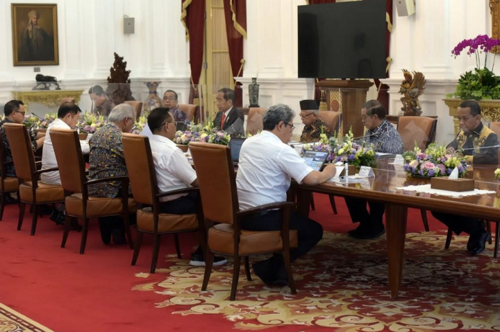 Suharso juga menyebut bahwa sekitar 16.990 orang yang terdiri dari ASN, TNI, dan Polri akan pindah ke IKN. Jumlah tersebut sudah disesuaikan dengan perencanaan serta rencana bangunan dan tata letak (RBTL) yang telah disiapkan.