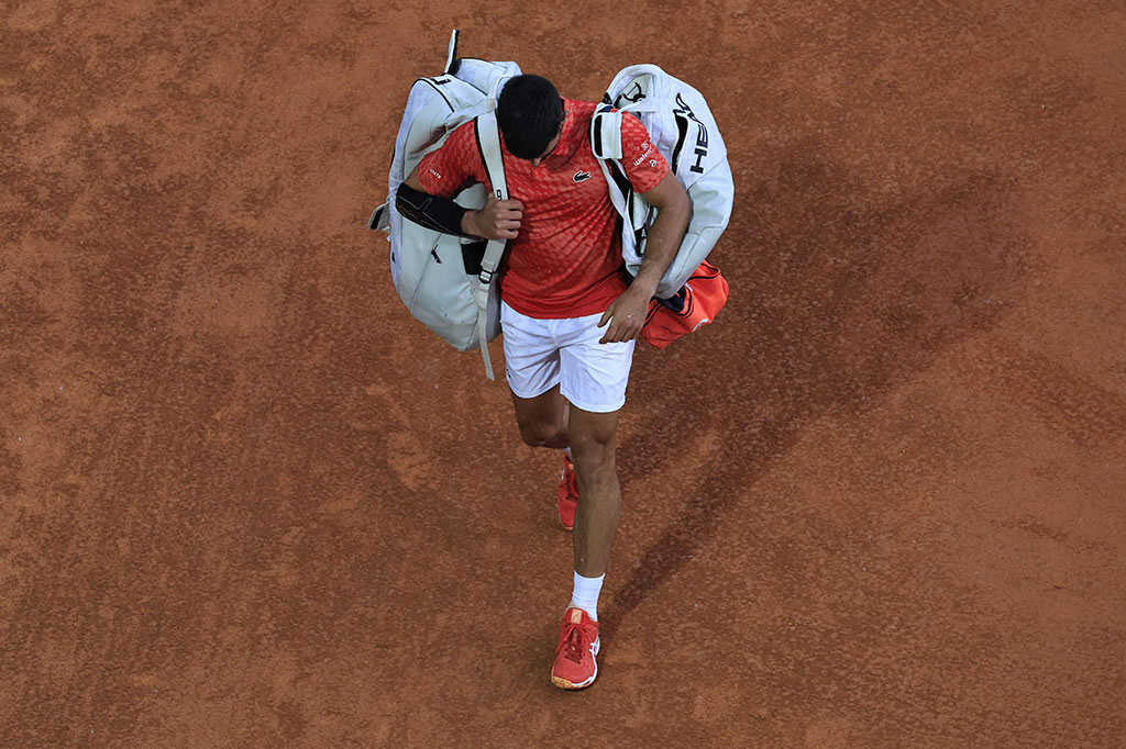 Dengan kekalahan tersebut, Djokovic belum melampaui delapan besar di Monte Carlo sejak 2015.