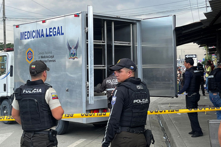 Ini adalah insiden berdarah ketiga di Ekuador dalam hitungan hari yang kemungkinan terkait dengan perang geng.