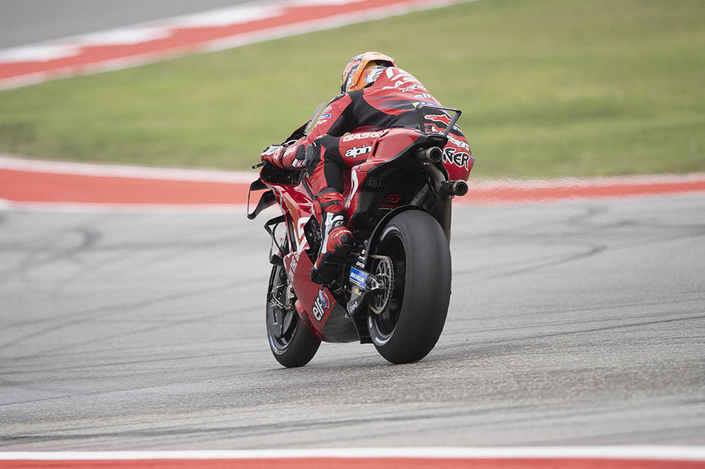 Pecco, dalam balapan Sprint, berhasil mencatatkan waktu total 20 menit 35,270 detik, setelah sebelumnya meraih pole position pada babak kualifikasi GP Amerika pada Minggu, 16 April 2023 WIB.