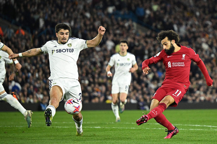 The Reds menggandakan keunggulan pada menit ke-39 lewat sepakan kaki kiri Mohamed Salah usai menyelesaikan umpan Diogo Jota. Skor 2-0 untuk Liverpool bertahan hingga jeda.