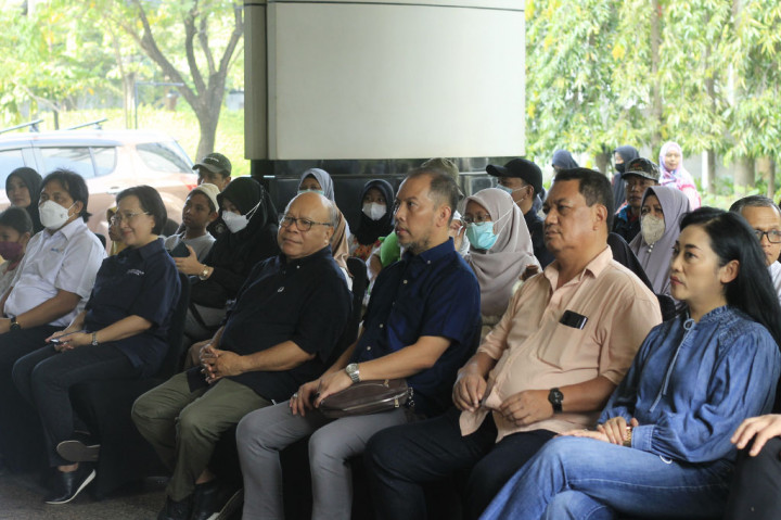 Mudik bersama ini tidak hanya diantar menuju kampung halaman, namun pemudik nantinya juga akan dijemput kembali saat hendak menuju Ibu Kota Jakarta pada arus balik 26 April 2023 mendatang.