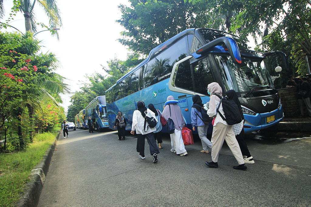 Tahun ini sekitar 200 peserta mudik gratis diberangkatkan dengan menggunakan 4 Bus dengan rute perjalanan Jalur Selatan meliputi (Jakarta - Purwokerto - Jogja - Klaten) dan rute Jalur Utara meliput (Jakarta - Semarang - Solo). 