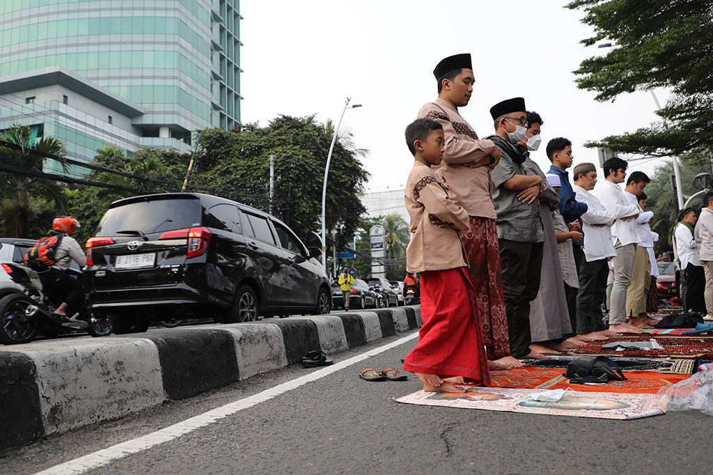 Sebelumnya diketahui bahwa Hari Raya Idul Fitri pada tahun ini berbeda antara Pemerintah dan Muhammadiyah. Namun Pemerintah tetap menghimbau masyarakat serta pemuka agama untuk tetap saling menghargai dan menjunjung toleransi. 