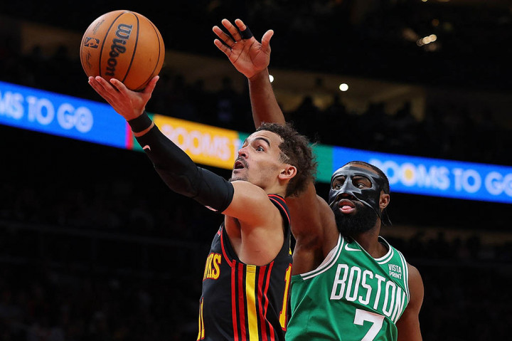 Mereka menembak 67,4% dari lapangan di babak pertama dan menembak 56% untuk permainan secara keseluruhan, Boston mengelola hanya untuk waktu singkat di babak kedua untuk meningkatkan volume pertahanan.