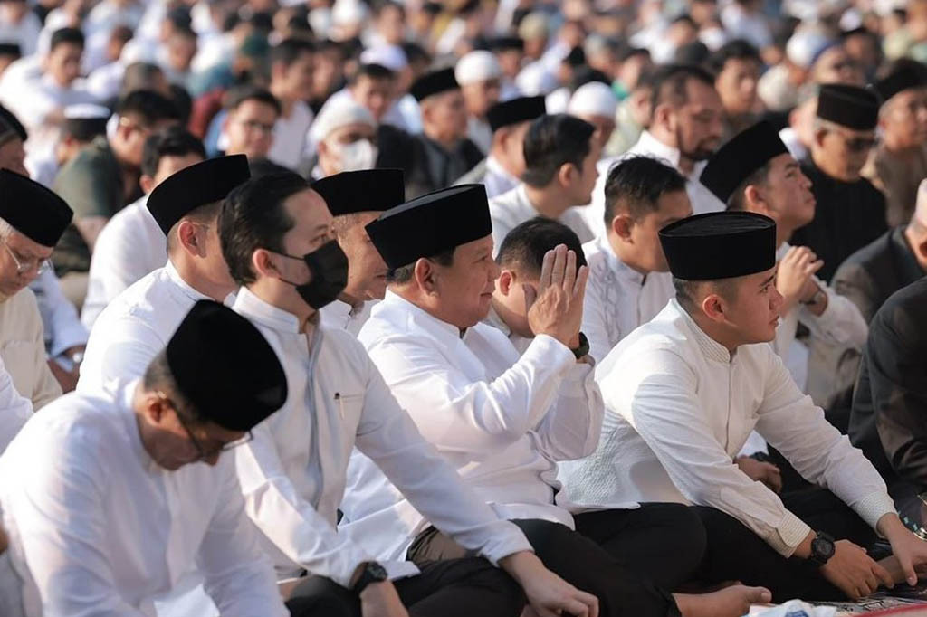 Dia pun melanjutkan agenda Lebaran dengan berkumpul bersama keluarga besar di rumahnya dan melanjutkan perjalanan menuju Solo, Jawa Tengah.