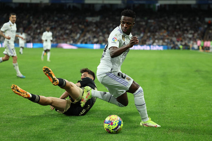 Vinicius melakukan pergerakan di sisi kanan lini pertahanan Celta Vigo lalu mengirimkan umpan silang kepada Asensio yang melepaskan tendangan dan membobol gawang Ivan Villar sehingga skor berubah menjadi 1-0. Skor tersebut bertahan hingga babak pertama usai.